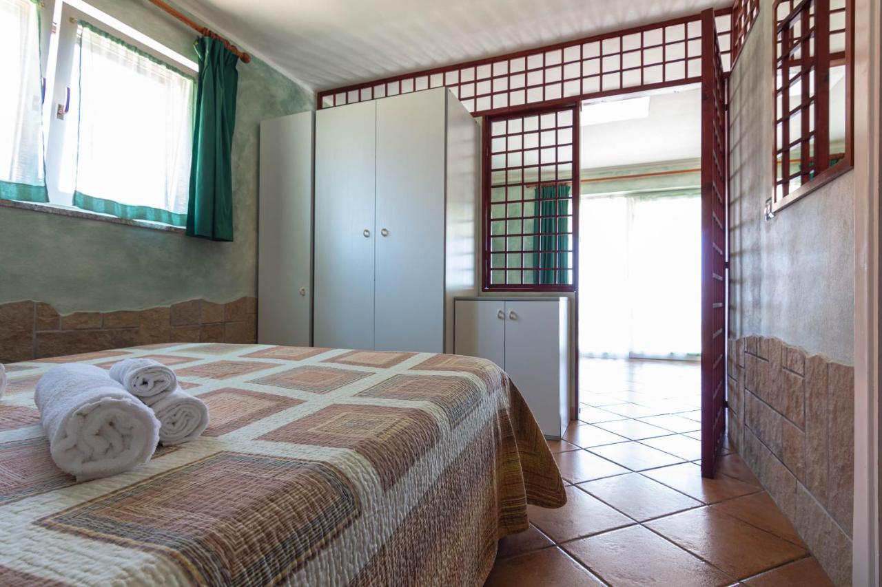 Roccabianca Rooms & Studios Stintino Exteriör bild